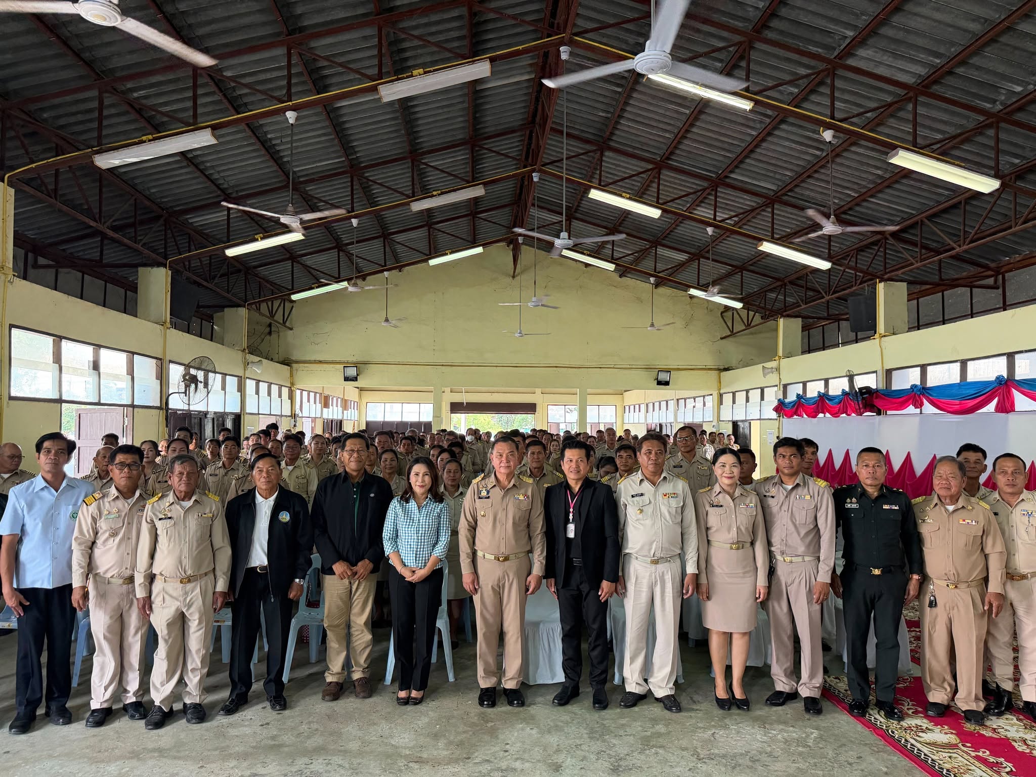 สำนักงานพัฒนาชุมชนอำเภอหนองพอก จังหวัดร้อยเอ็ด : ร่วมวันกำนันผู้ใหญ่บ้านฯลฯ ปี 2569 และประชุมประจำเดือน สิงหาคม 2569