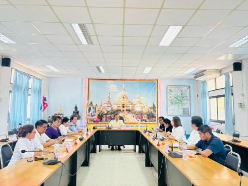 สำนักงานพัฒนาชุมชนอำเภอหนองพอก จังหวัดร้อยเอ็ด : ประชุมคณะอนุกรรมการกลั่นกรองและติดตามการดำเนินงานกองทุนพัฒนาบทบาทสตรีอำเภอหนองพอก ครั้งที่ 3/2569