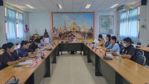 สำนักงานพัฒนาชุมชนอำเภอหนองพอก จังหวัดร้อยเอ็ด : ประชุมคณะอนุกรรมการกลั่นกรองและติดตามการดำเนินงานกองทุนพัฒนาบทบาทสตรีอำเภอหนองพอก ครั้งที่ 4/2569
