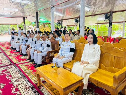 สำนักงานพัฒนาชุมชนอำเภอหนองพอก จังหวัดร้อยเอ็ด : ร่วมกิจกรรมเฉลิมพระเกียรติถวายพระกุศล เนื่องในโอกาสฉลองพระชนมายุ ๙๙ พรรษา สมเด็จพระอริยวงศาคตญาณ สมเด็จพระสังฆราชสกลมหาสังฆปริณายก เพื่อเป็นการน้อมรำลึกในพระมหากรุณาธิคุณและถวายพระกุศลแด่ สมเด็จพระเจ้าลูกเธอ เจ้าฟ้าพัชรกิติยาภา นเรนทิราเทพยวดี กรมหลวงราชสาริณีสิริพัชร มหาวัชรราชธิดา